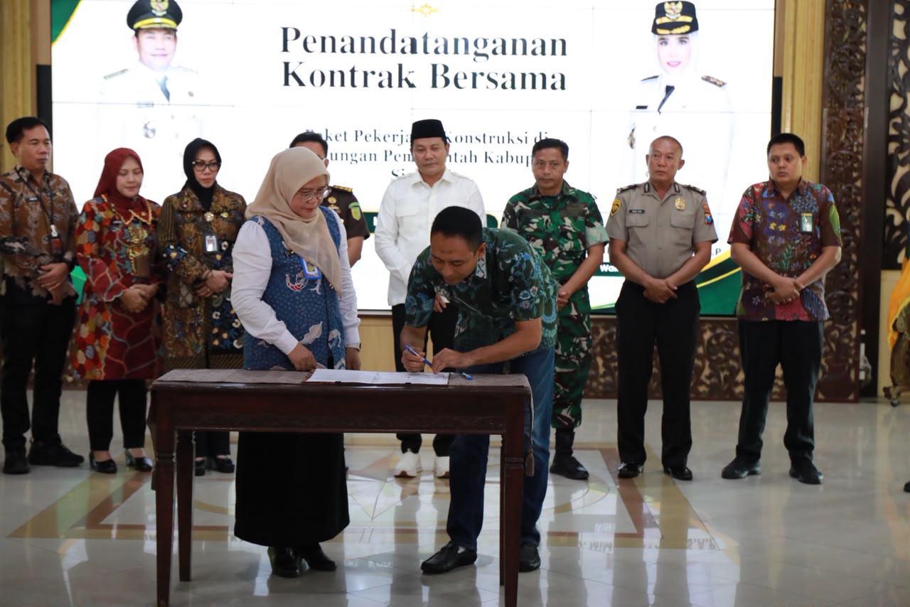 Bupati Subandi Tegaskan Kontraktor Harus Tepat Waktu dan Berkualitas, Proyek Rp290 Miliar Siap Dikerjakan