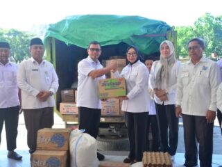 Dari Hati Untuk Biau, Bupati Sirajudin Serahkan Bantuan Bagi Korban Banjir