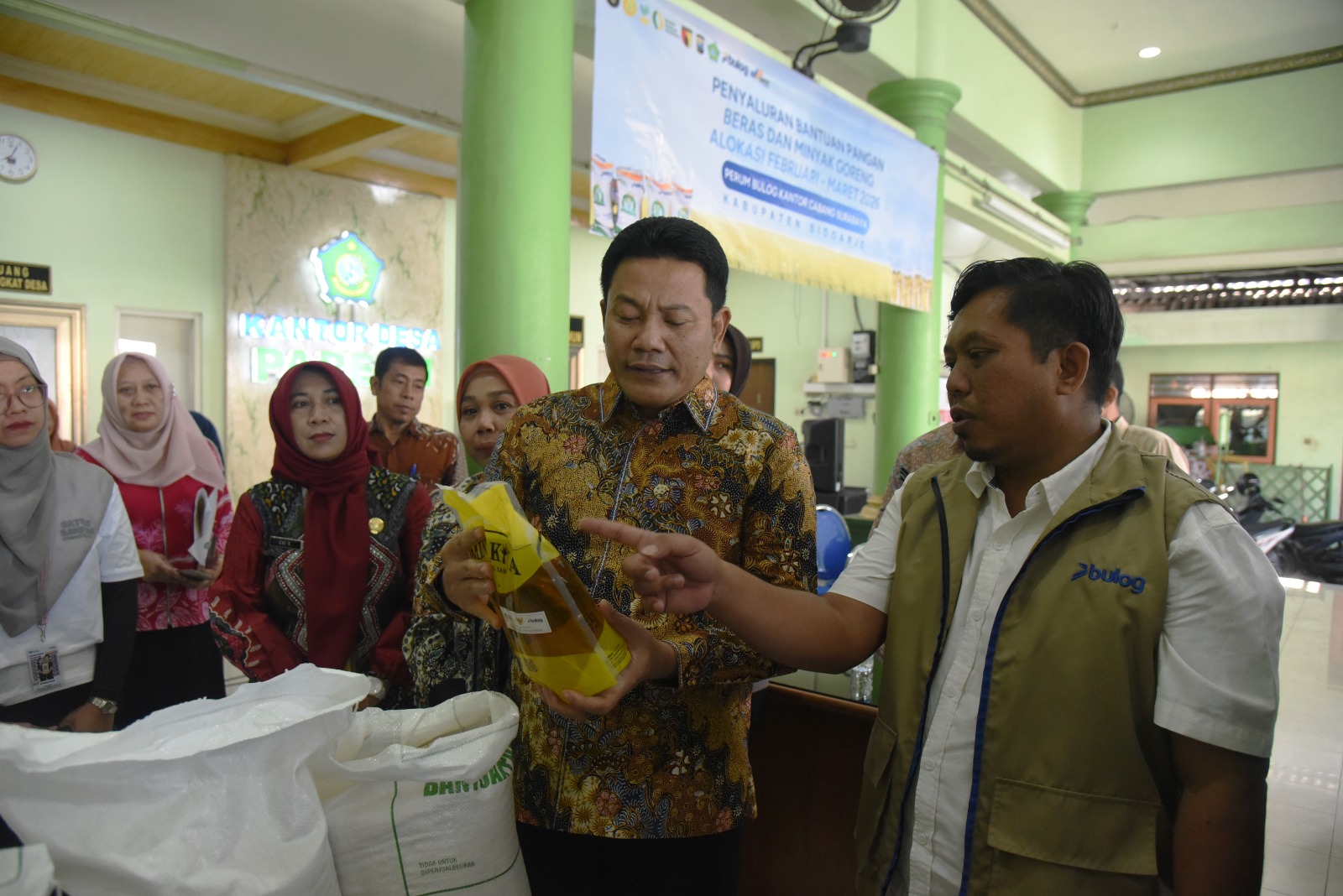 Pemkab Sidoarjo Mulai Salurkan Bantuan Pangan Beras dan Minyak Goreng