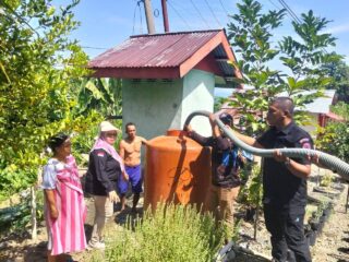 Respons Cepat Keluhan Warga, Pemda Boltara Salurkan Air Bersih ke Komus 2 Timur