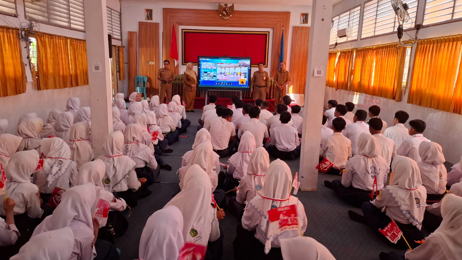 MPLS SMA di Bangkalan Berjalan Hybrid, Dinas Pendidikan Tegaskan Larangan Perpeloncoan dan Bullying