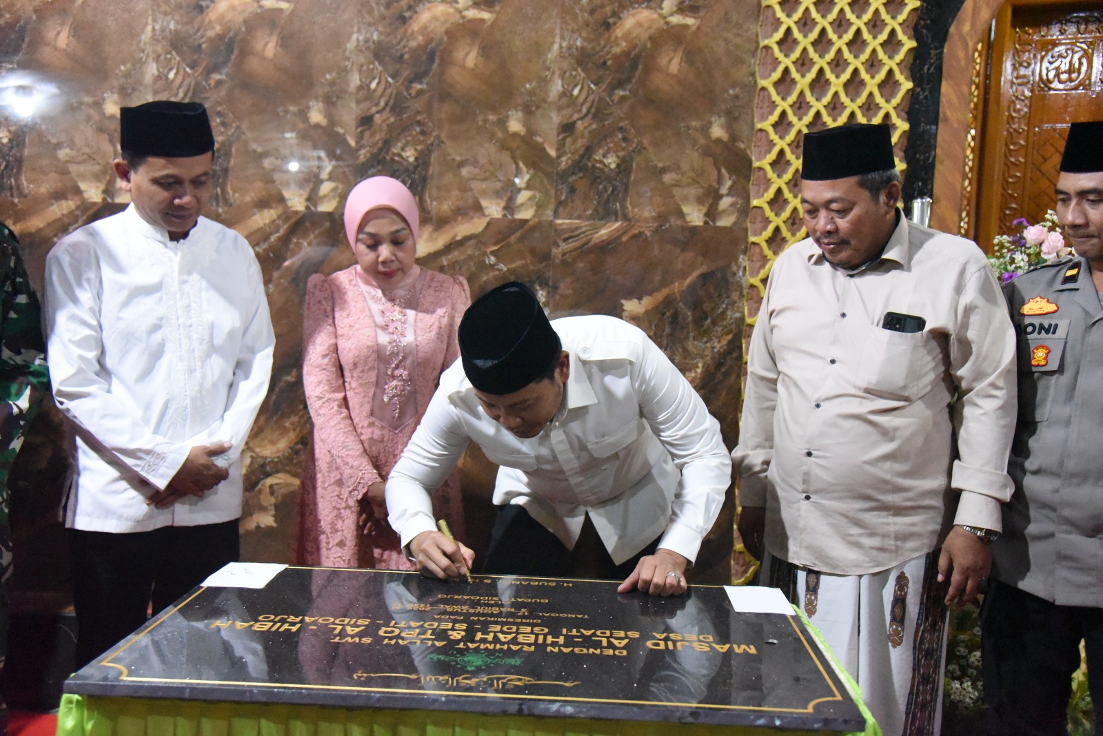 Bupati Subandi Resmikan Masjid dan TPQ Al-Hibah Sedatigede