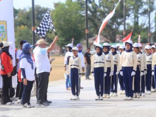 Semarak HUT ke-81 RI, Pemkab Boltara Gelar Gerak Jalan Libatkan Pelajar hingga TP-PKK