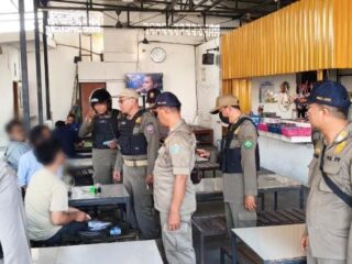 Nongkrong di Warkop Saat Jam Sekolah, 9 Pelajar Terjaring Razia