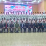 Wali Kota Bitung Hengky Honandar Kukuhkan Paskibraka HUT ke-81 RI