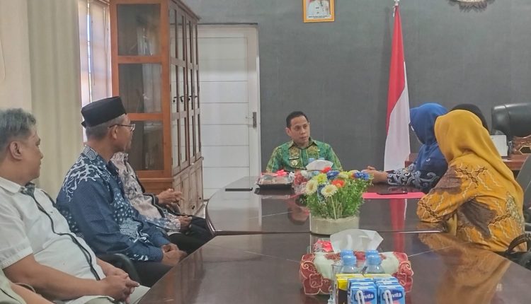 Wali Kota Weny Gaib Terima Silaturahmi Rektor IAI Muhammadiyah