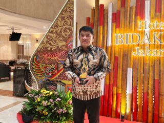 Gubernur Yulius Terima Penghargaan Kompas TV, Sulut Dinilai Peduli Layanan Kesehatan dan Gizi Anak 