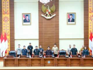 Gubernur Yulius Sampaikan Ranperda Perubahan APBD 2026, Pendapatan Daerah Naik Rp3,23 Triliun