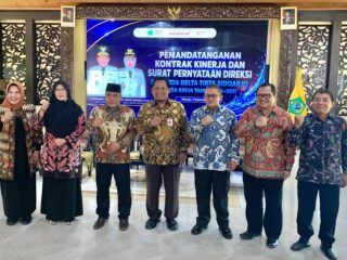 Jajaran Direksi Delta Tirta yang Baru Resmi Bekerja, Tanda Tangani Kontrak Kinerja 5 Tahun