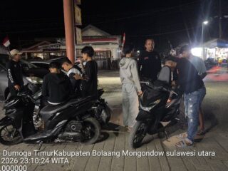 Jaga Malam Minggu Tetap Kondusif, Tim URC Polres Bolmong Sisir Dumoga Timur