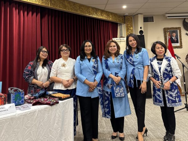Ketua Dekranasda Sulut Pamerkan Produk Unggulan dan Kerajinan Lokal di Melbourne