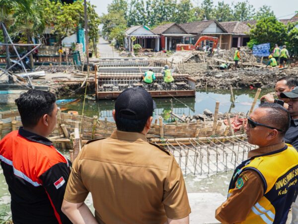 Kejar Deviasi 9,94 Persen, Jembatan Candinegoro Dikebut 24 Jam
