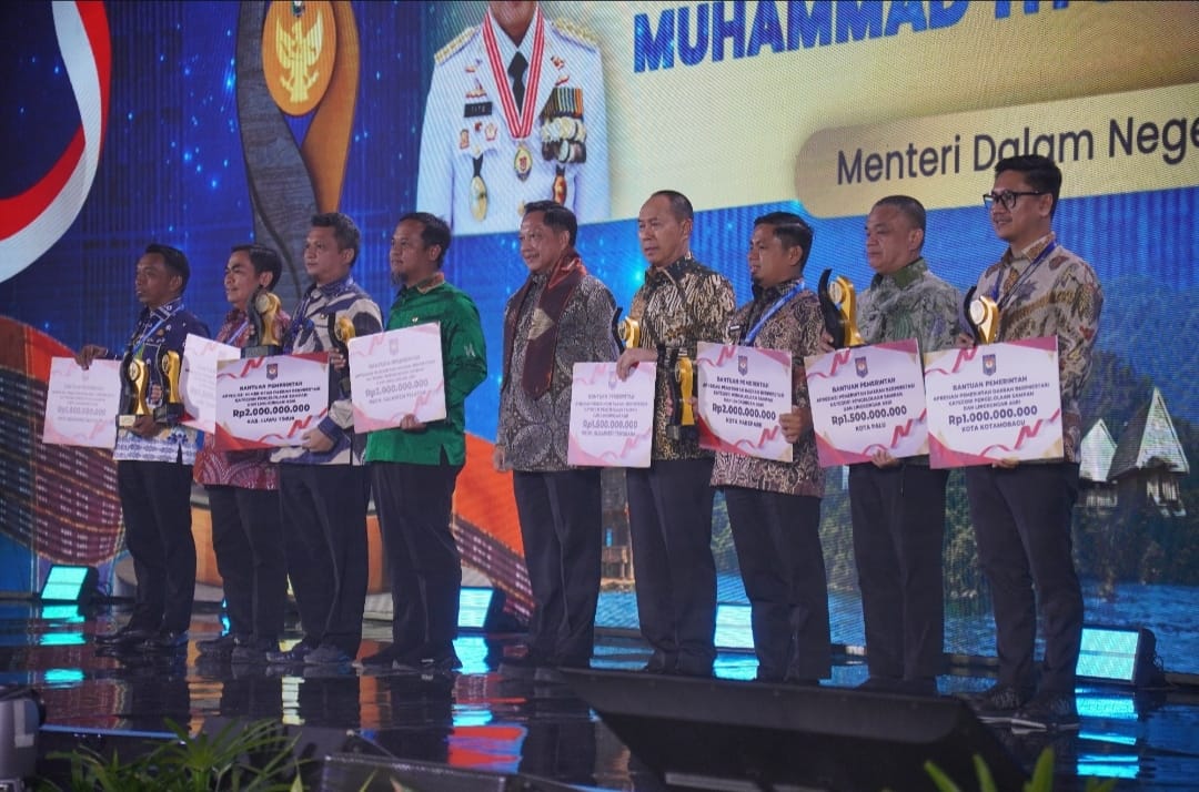 Kotamobagu Raih Penghargaan Pengelolaan Sampah dan Lingkungan Asri Regional Sulawesi