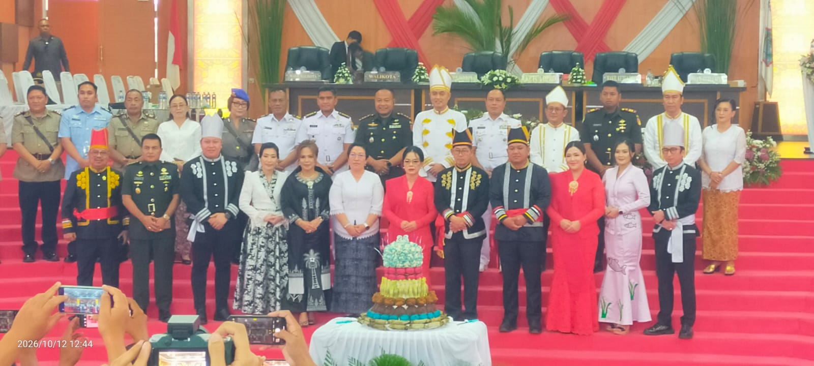 Prestasi dan Penghargaan Warnai Paripurna Istimewa HUT ke-36 Kota Bitung