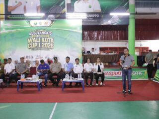 Wali Kota Weny Gaib Buka Wali Kota Cup I 2026, Bidik Lahirnya Atlet Bulutangkis Berprestasi